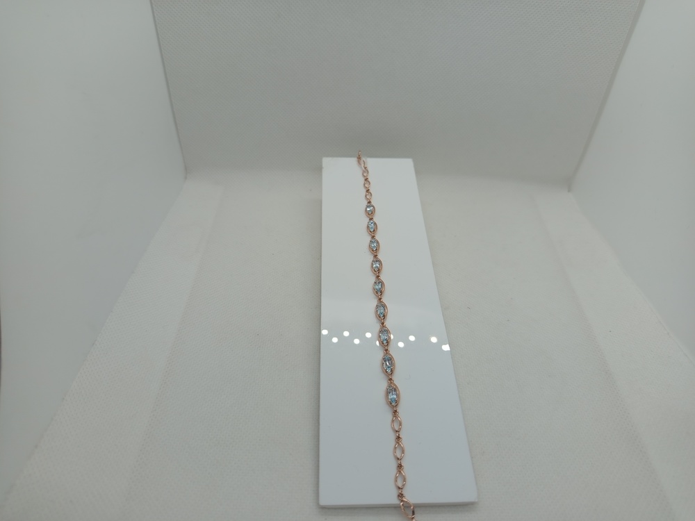 Б585 БРАСЛЕТ С КАМНЯМИ (Au 585)