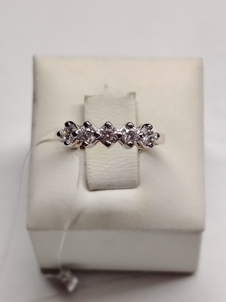 КОЛЬЦО С КАМНЯМИ (Au 585)