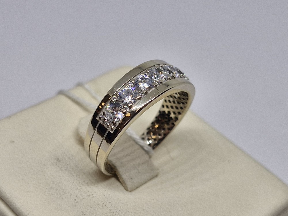 КОЛКМИ585 КОЛЬЦО С КАМНЯМИ (Au 585)