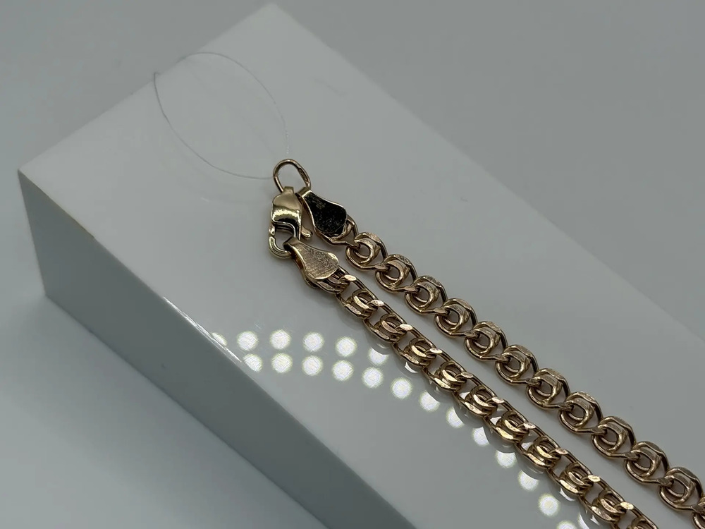 ЦЕПЬ ПУСТОТЕЛАЯ Лав (Au 585)