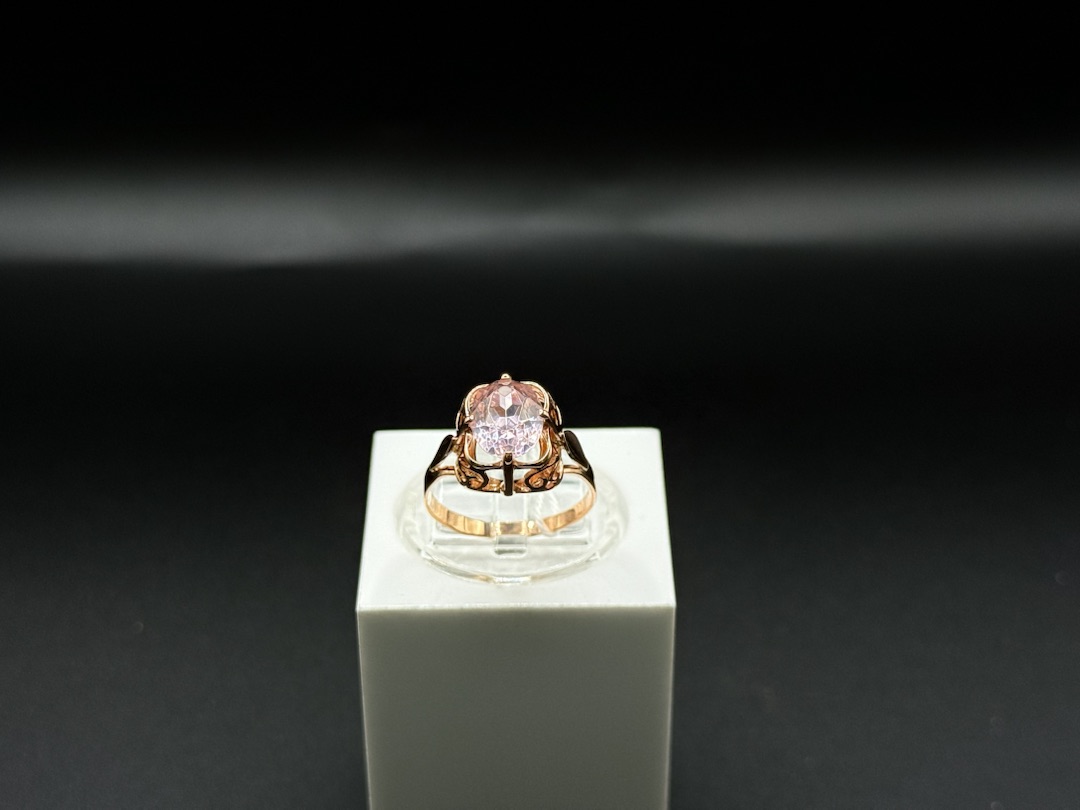 КОЛКМ583 КОЛЬЦО С КАМНЕМ (Au 583)