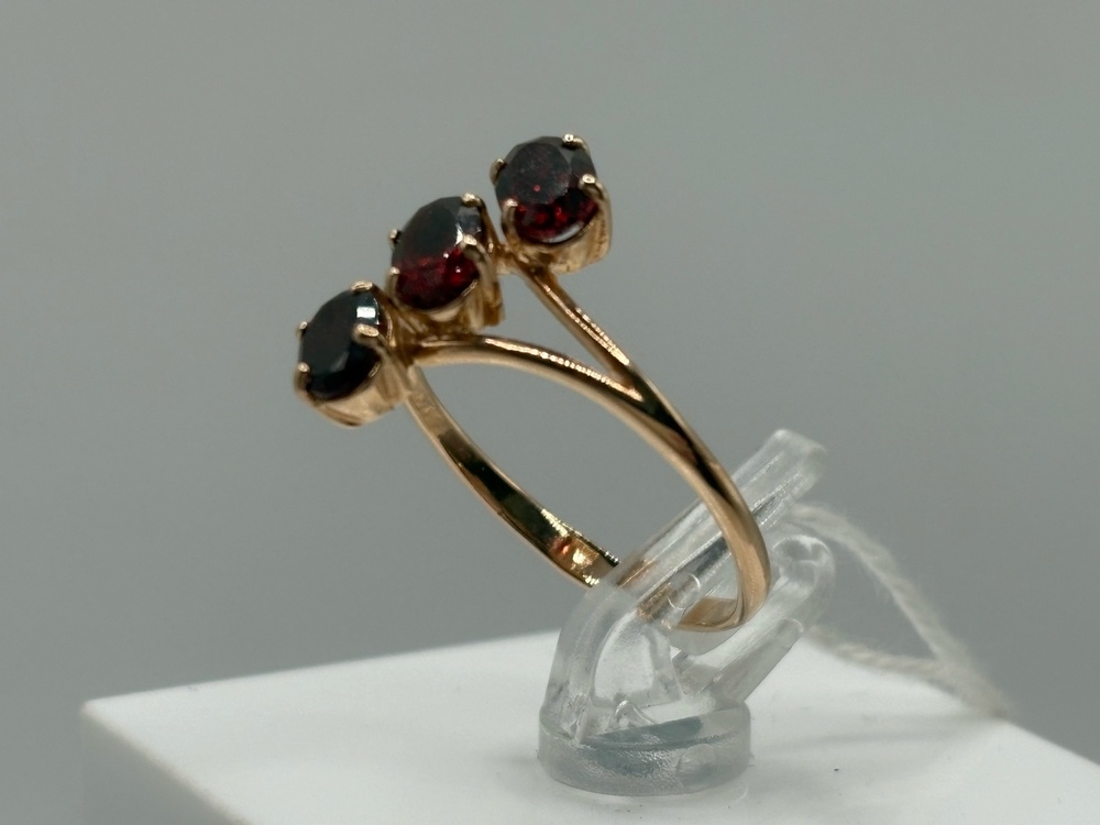 КОЛКМИ585 КОЛЬЦО С КАМНЯМИ (Au 585)