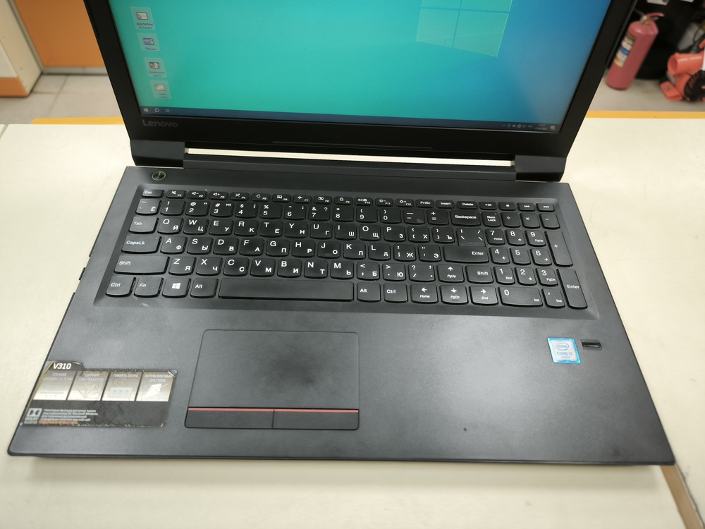 Ноутбук Lenovo V310; Core i3-6006U, Intel HD Graphics 520, 4 Гб, Нет