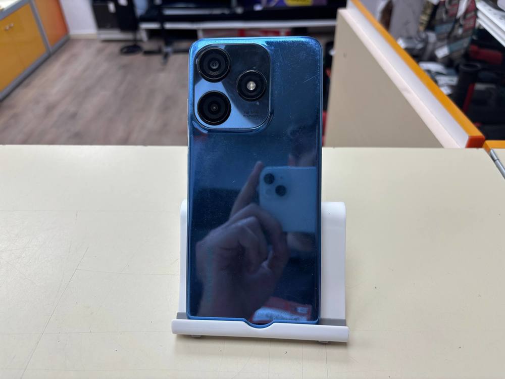 Смартфон Tecno SPARK 10C 4/64