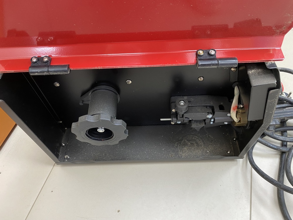 Сварочный аппарат Зубр ПС-200