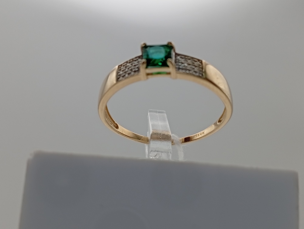 КОЛКМИ585 КОЛЬЦО С КАМНЯМИ (Au 585)