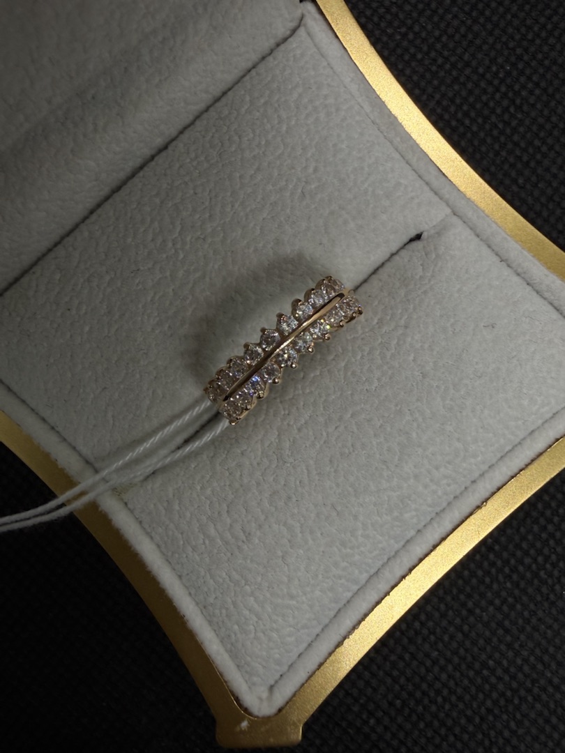 КОЛКМИ585 КОЛЬЦО С КАМНЯМИ (Au 585)