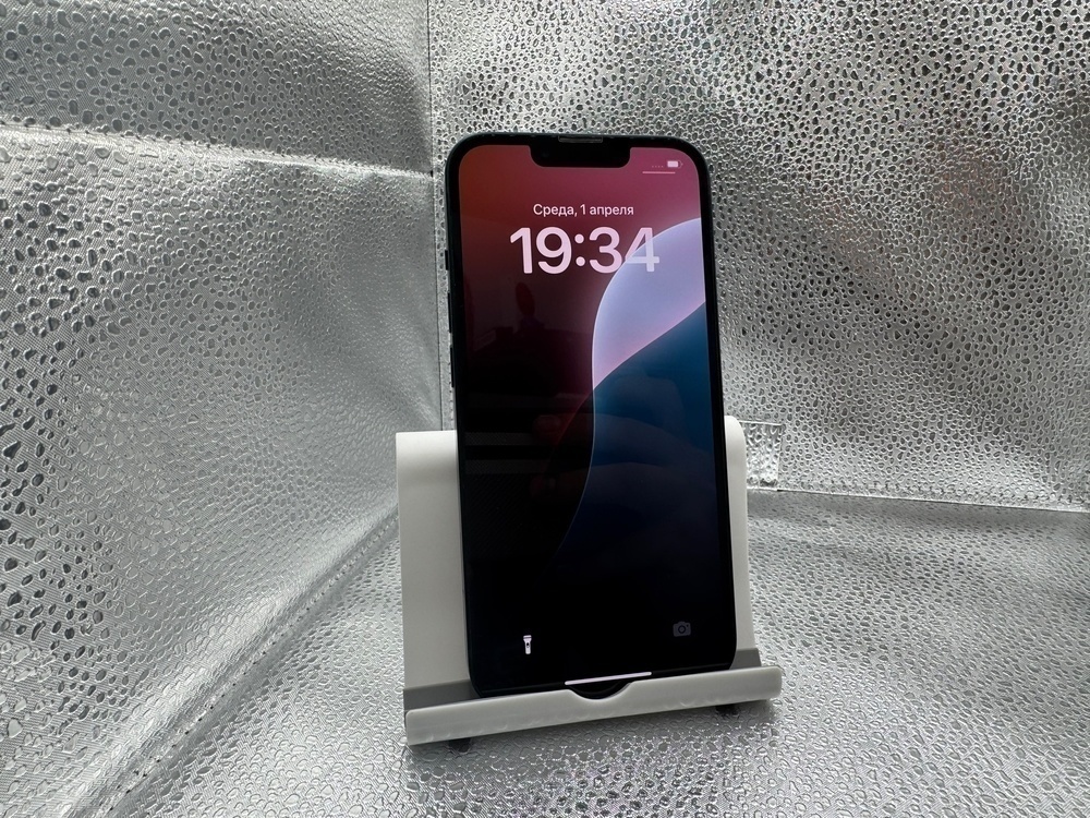 Смартфон Apple iPhone 13 128Gb