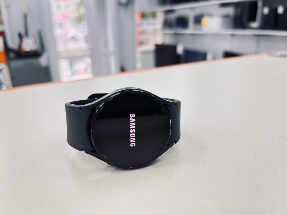 Смарт-часы Samsung Galaxy Watch 5 44mm