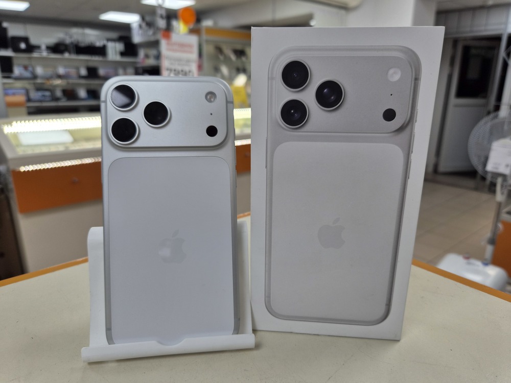 Смартфон Apple Iphone 17 Pro Max 256Gb