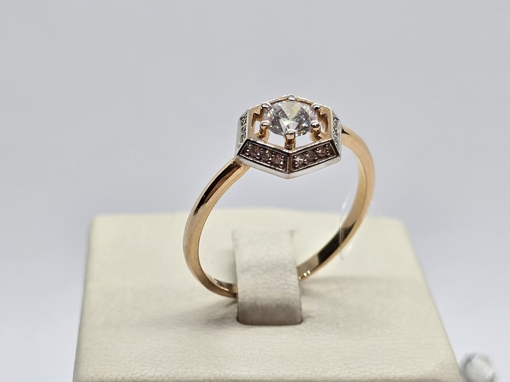 КОЛЬЦО С КАМНЯМИ (Au 585)