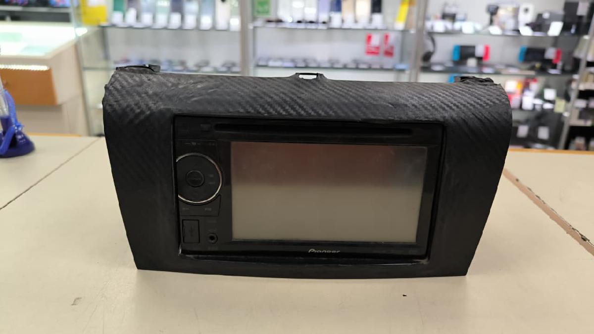 Автомагнитола Pioneer AVH-1400DVD