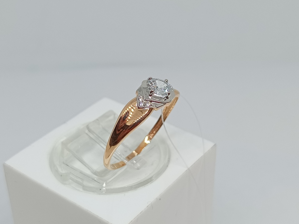 КОЛЬЦО С КАМНЯМИ (Au 585)