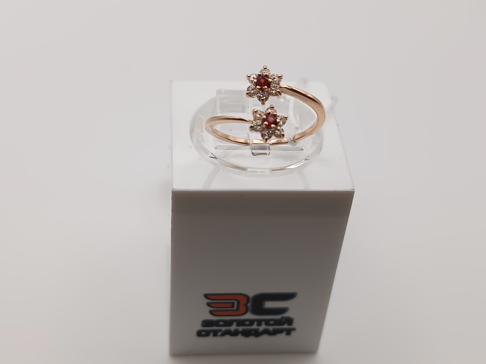 КОЛЬЦО С КАМНЯМИ (Au 585)