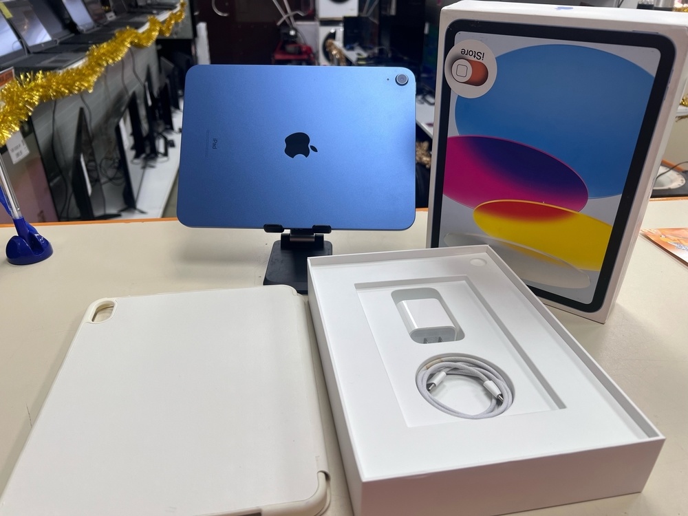 Планшет Apple iPad 10 64 ГБ (2022 A2696 (Wi-Fi)