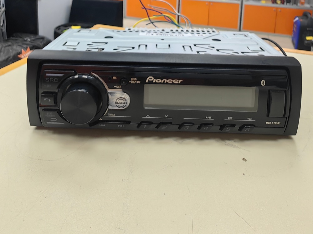 Автомагнитола Pioneer MVH-S235BT