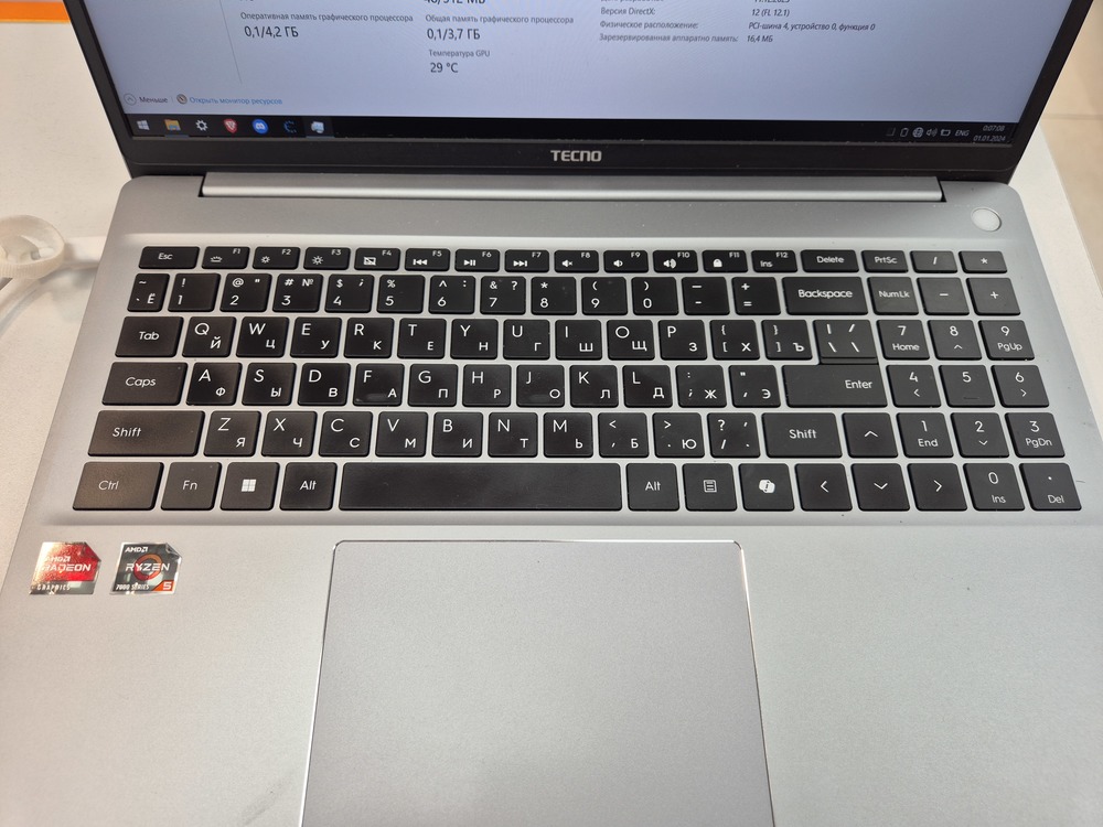 Ноутбук Tecno K16SDA; Ryzen 5 7430U, AMD Radeon (TM) Graphics, 16 Гб, 1 Tb, Нет