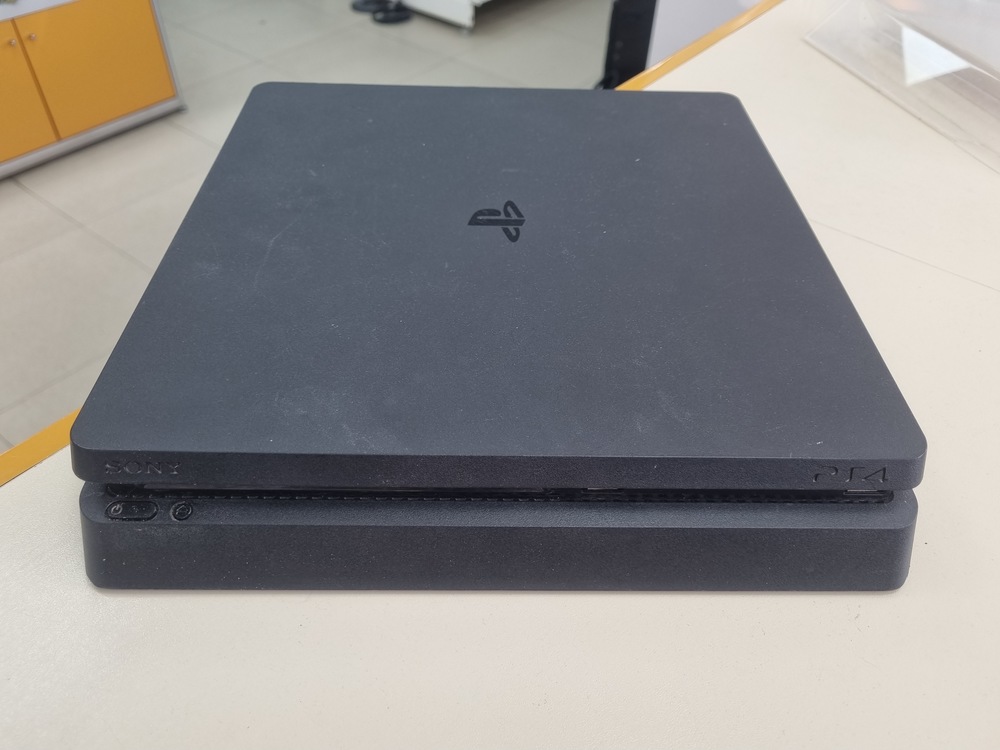 Игровая приставка PlayStation 4 Slim 500GB