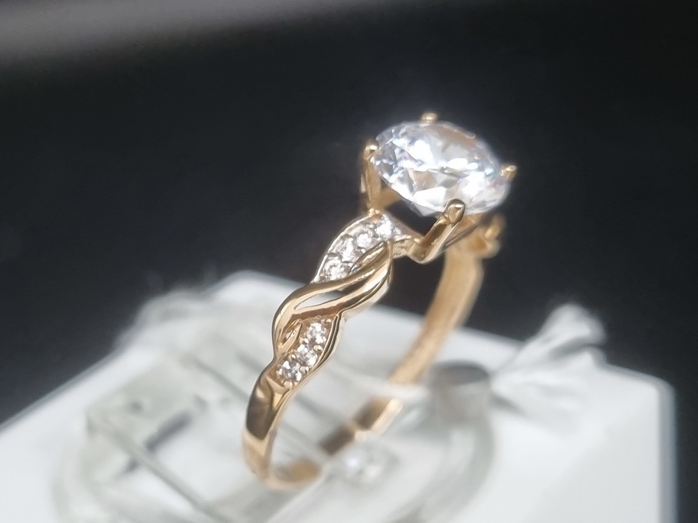 КОЛКМИ585 КОЛЬЦО С КАМНЯМИ (Au 585)
