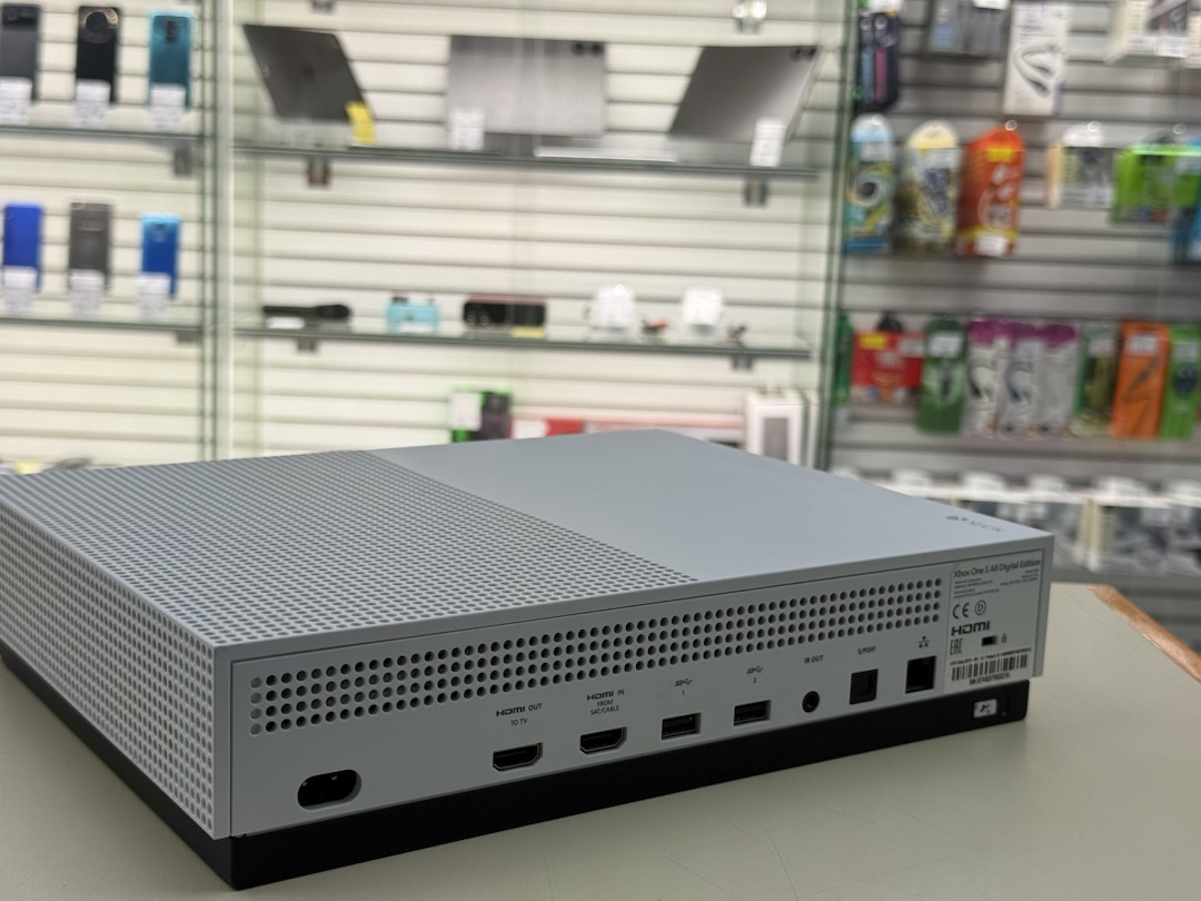 Игровая приставка Xbox One S Digital Edition 1TB