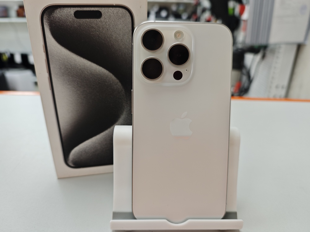 Смартфон Apple Iphone 15 Pro 256Gb