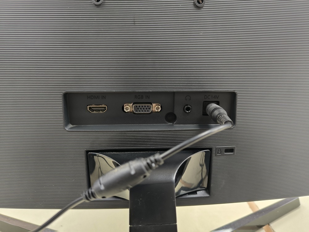 Монитор Samsung LC27F396FHICUZ
