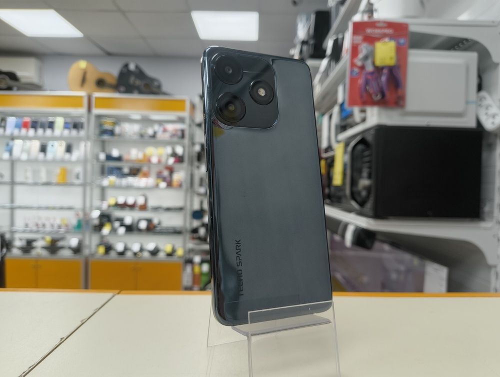Смартфон Tecno SPARK 10C 4/64