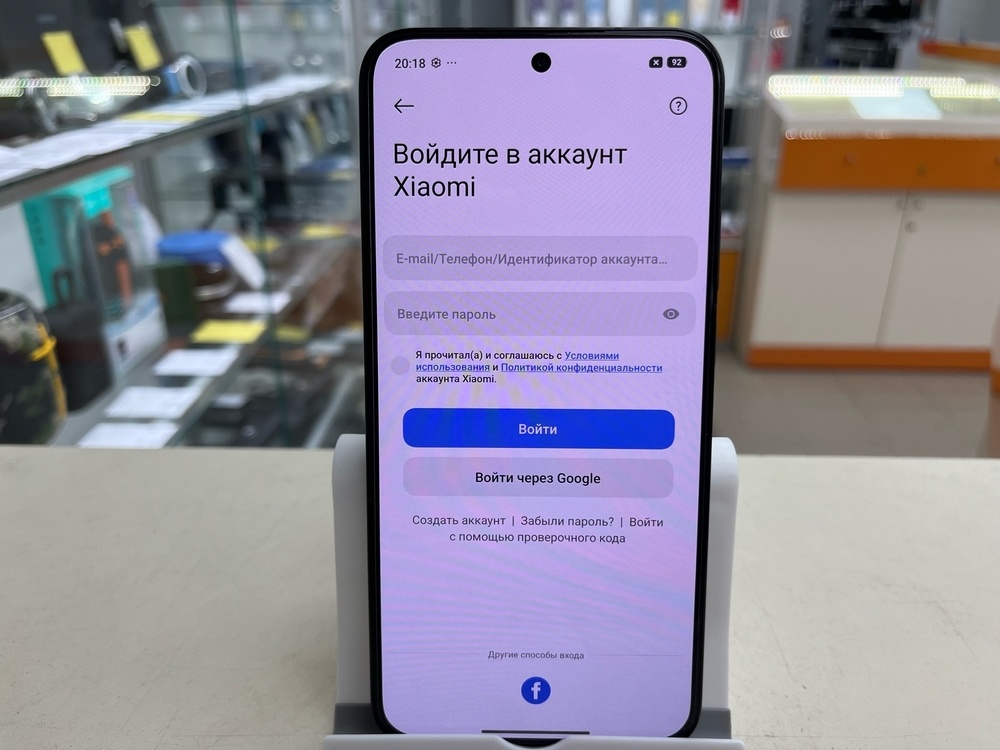 Смартфон Xiaomi Poco F7 12/256