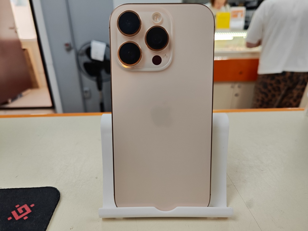 Смартфон Apple Iphone 16 Pro 256Gb