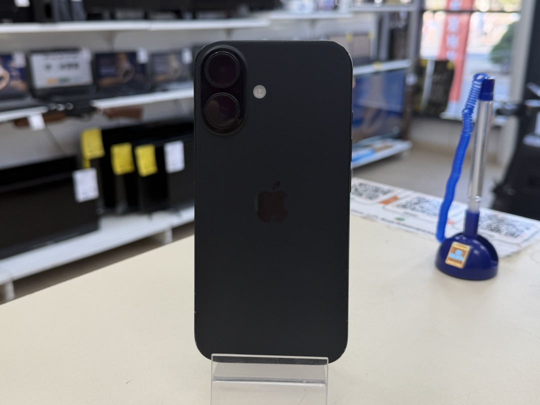 Смартфон Apple Iphone 16 128Gb