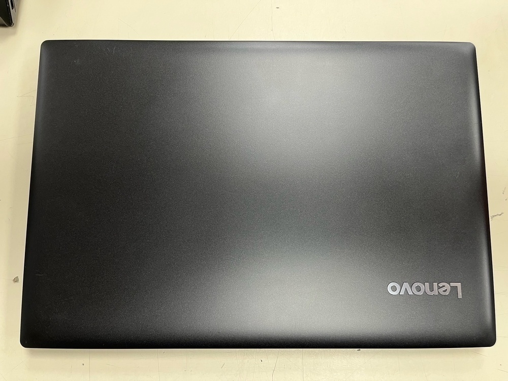 Ноутбук Lenovo; Core i5-8250U, Intel UHD Graphics 620, 8 Гб, 256 Гб, Нет