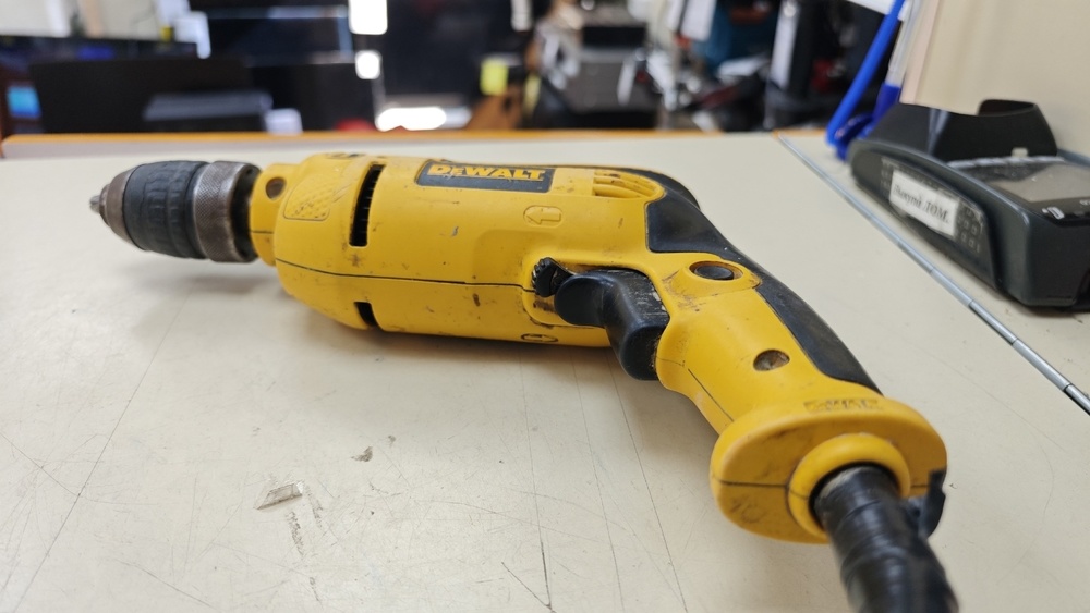 Дрели-ударные Dewalt DWD0245