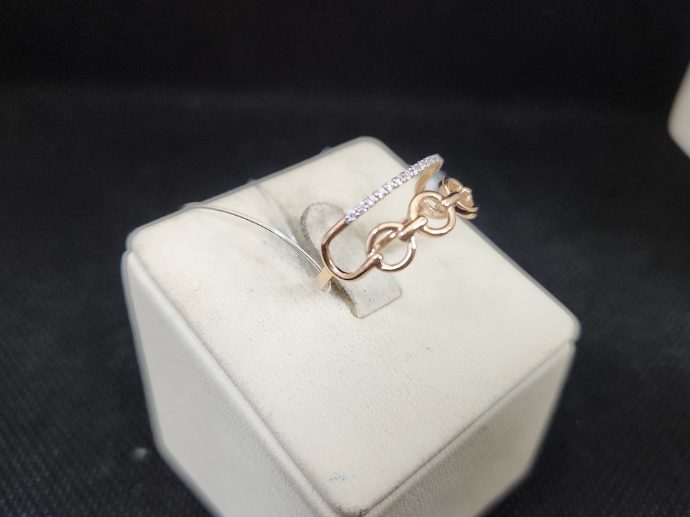 КОЛЬЦО С КАМНЯМИ (Au 585)