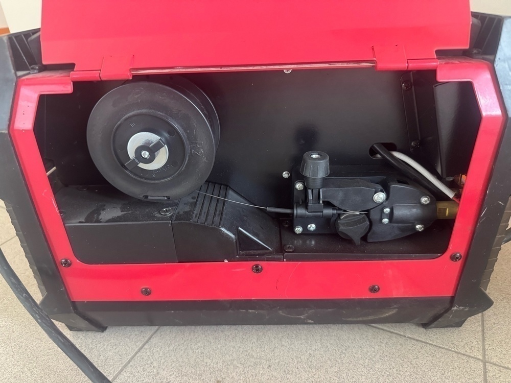 Сварочный аппарат Калибр СПИ-230А