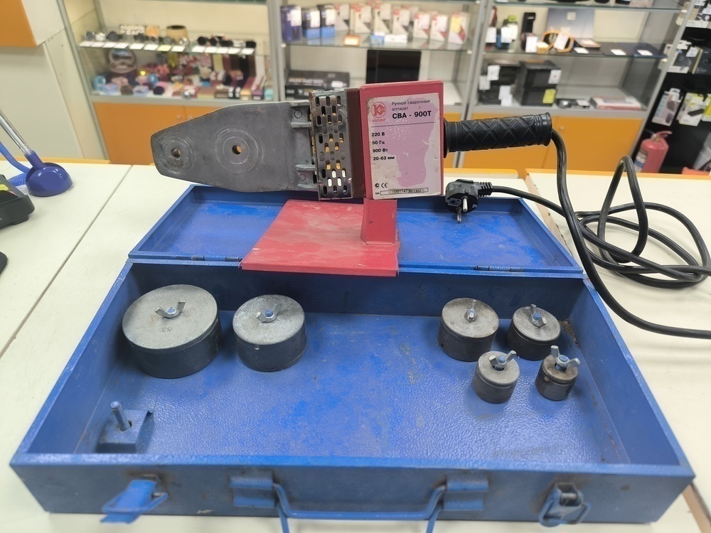 Паяльник полипропилена Калибр СВА-900Т.