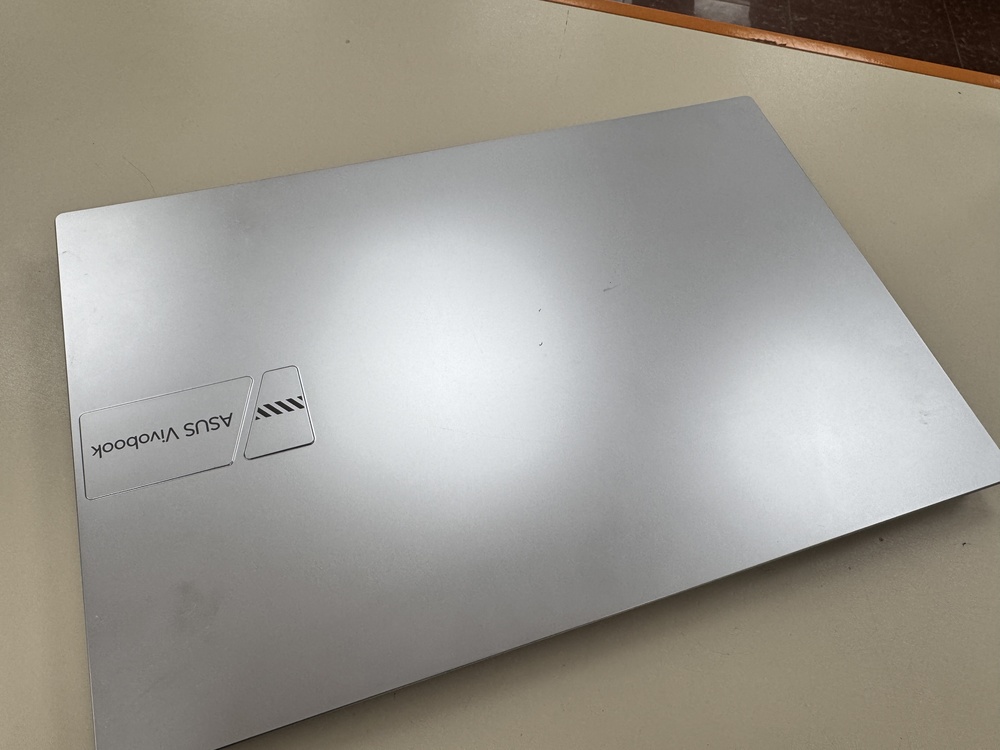 Ноутбук ASUS x1502v; I5-13420H, Intel UHD Graphics, 16 Гб, 500 Гб, Нет