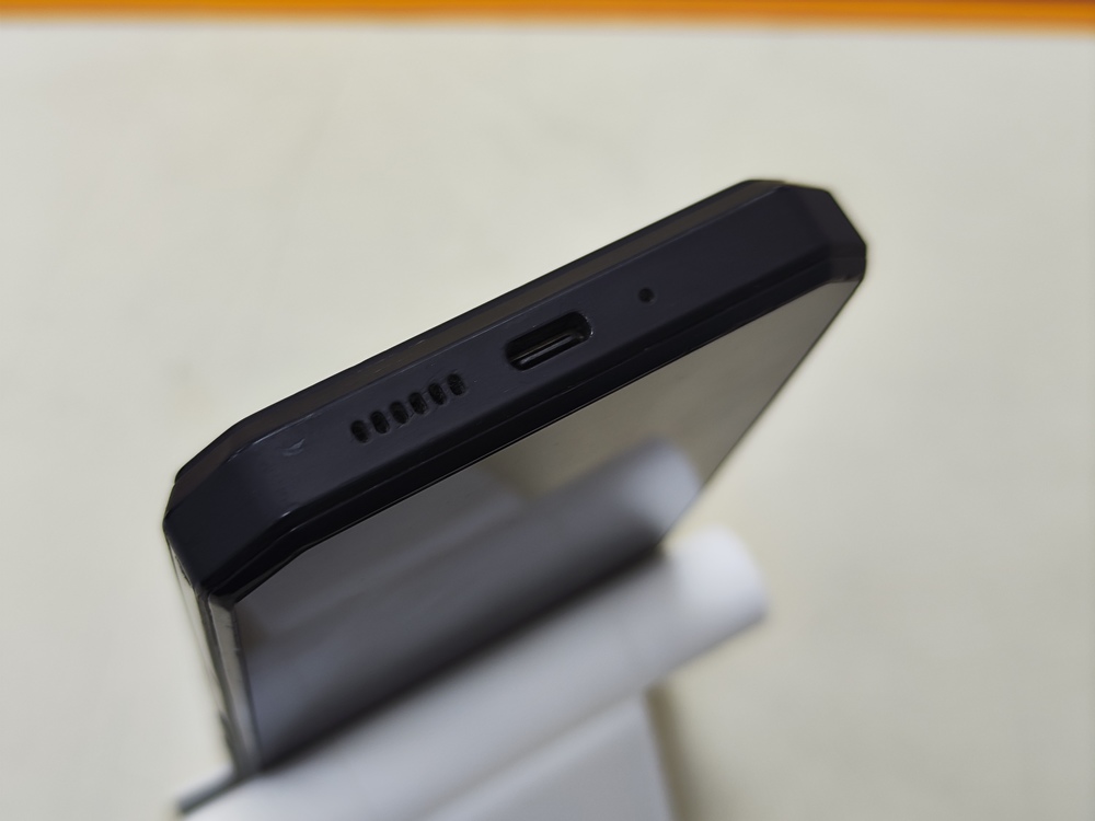 Смартфон Oukitel K15 Plus 3/32