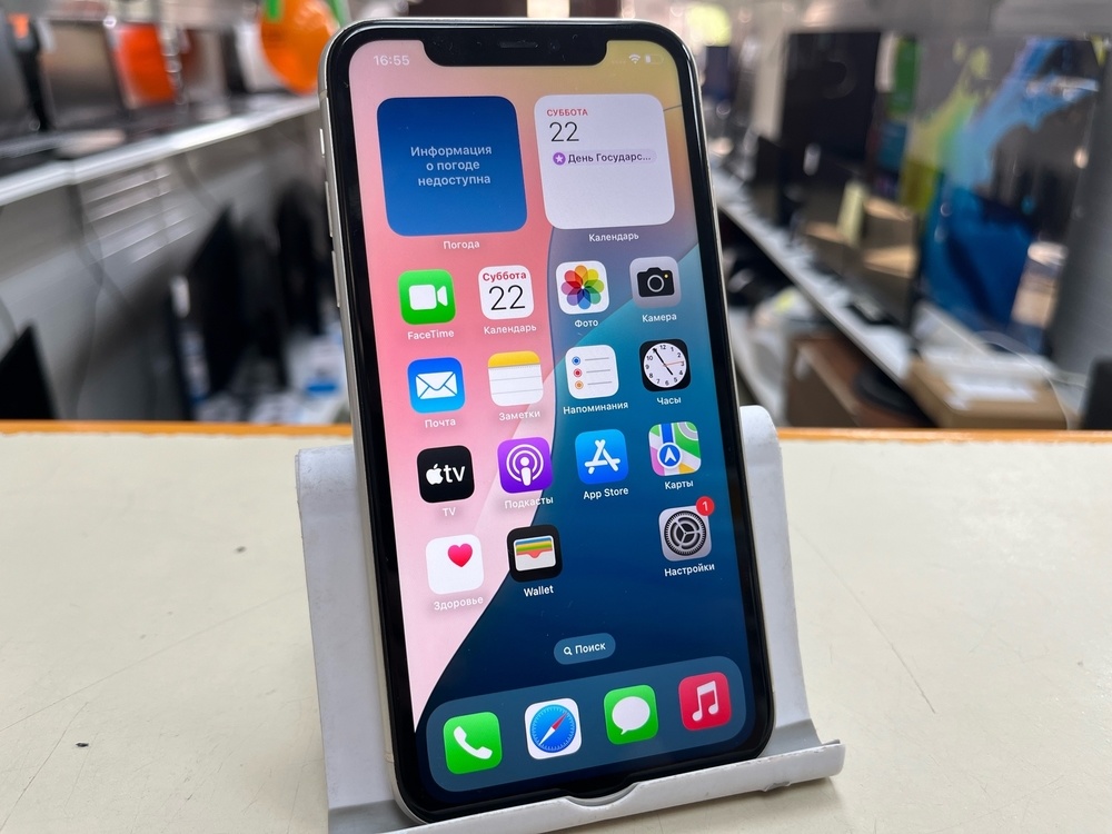 Смартфон Apple iPhone 11 64Gb