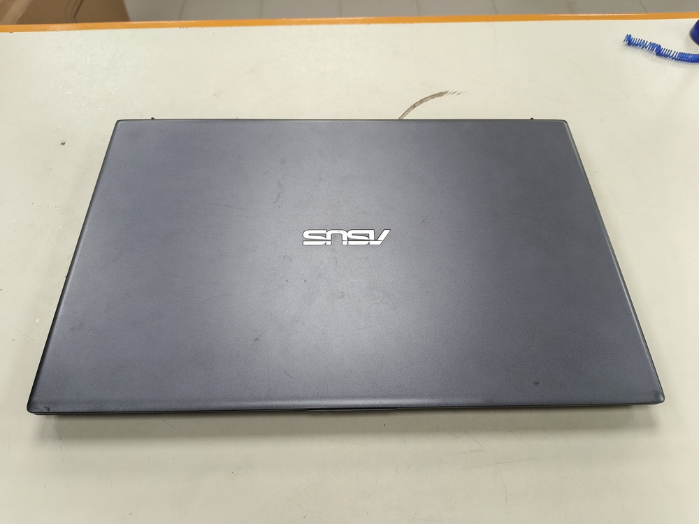 Ноутбук ASUS VivoBook; Ryzen 3 3200U, Radeon Vega 3, 8 Гб, 256 Гб, Нет