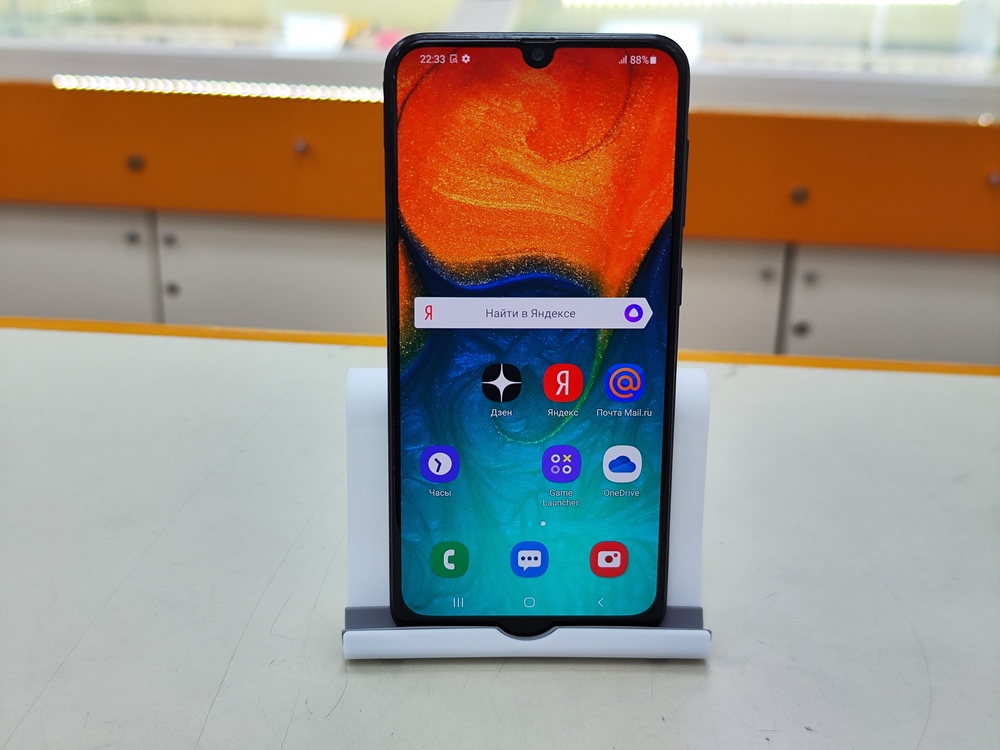 Смартфон Samsung Galaxy A30 4/64