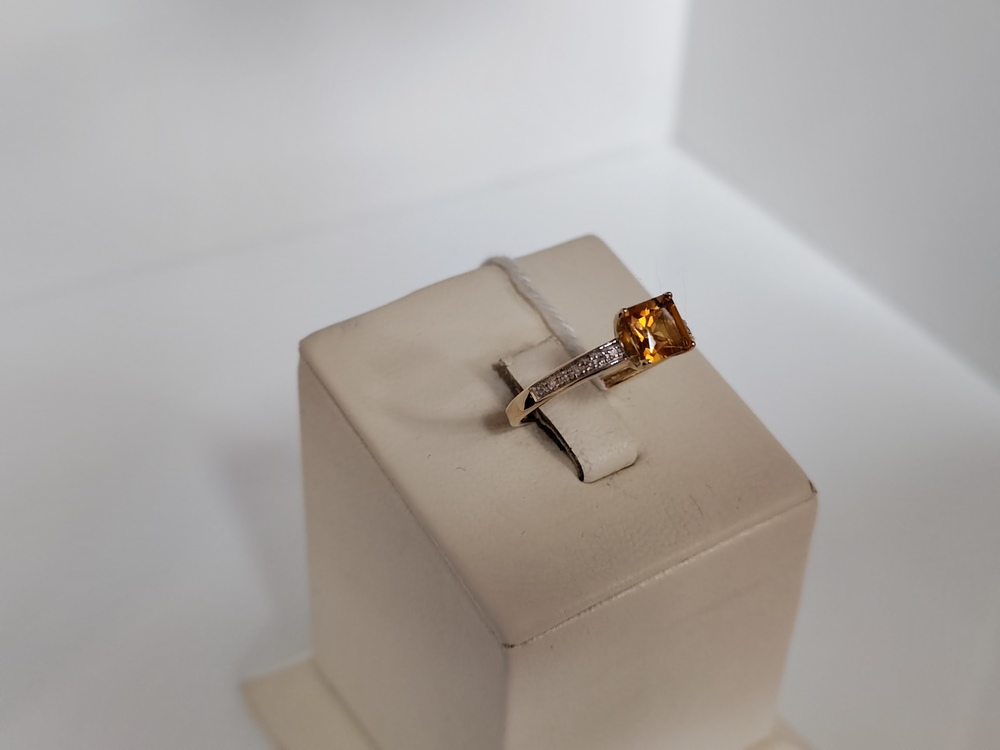 КОЛКМИ585 КОЛЬЦО С КАМНЯМИ (Au 585)