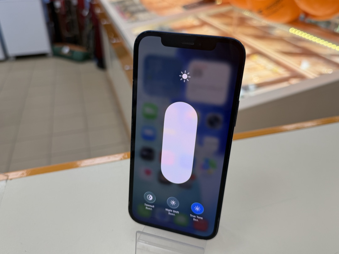 Смартфон Apple iPhone 12 64Gb
