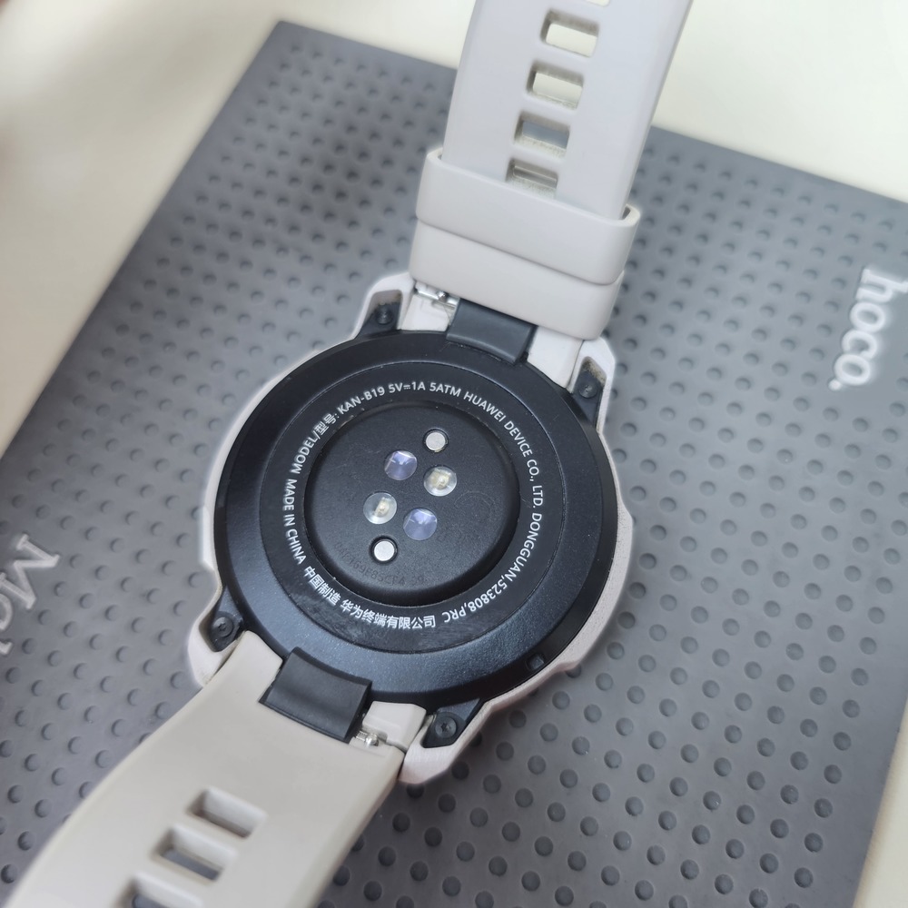 Смарт-часы Huawei Watch GS Pro