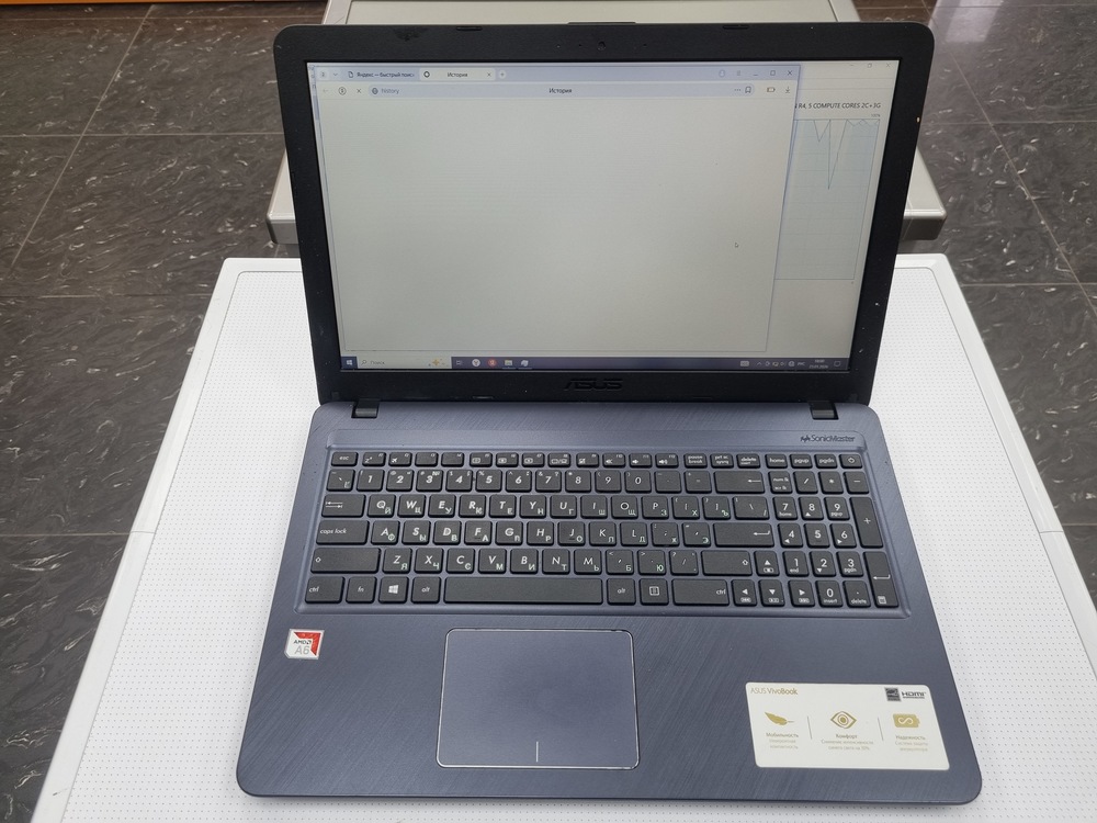 Ноутбук ASUS; A6-9225, Radeon R4 series, 4 Гб, Нет, 240 Гб