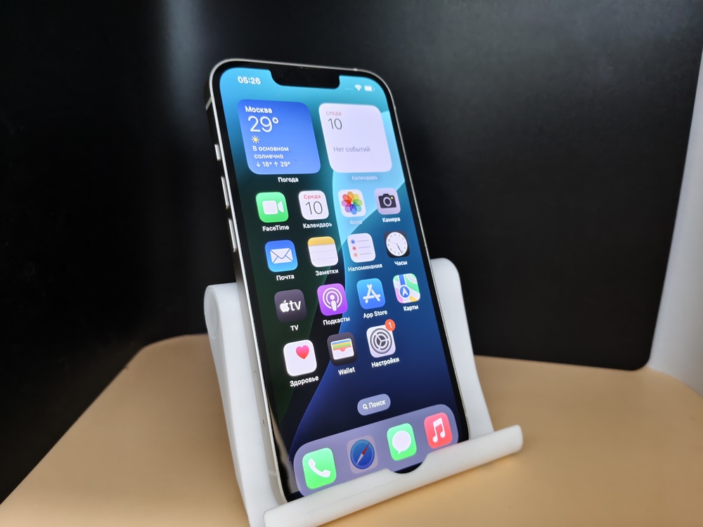 Смартфон Apple iPhone 13 128Gb