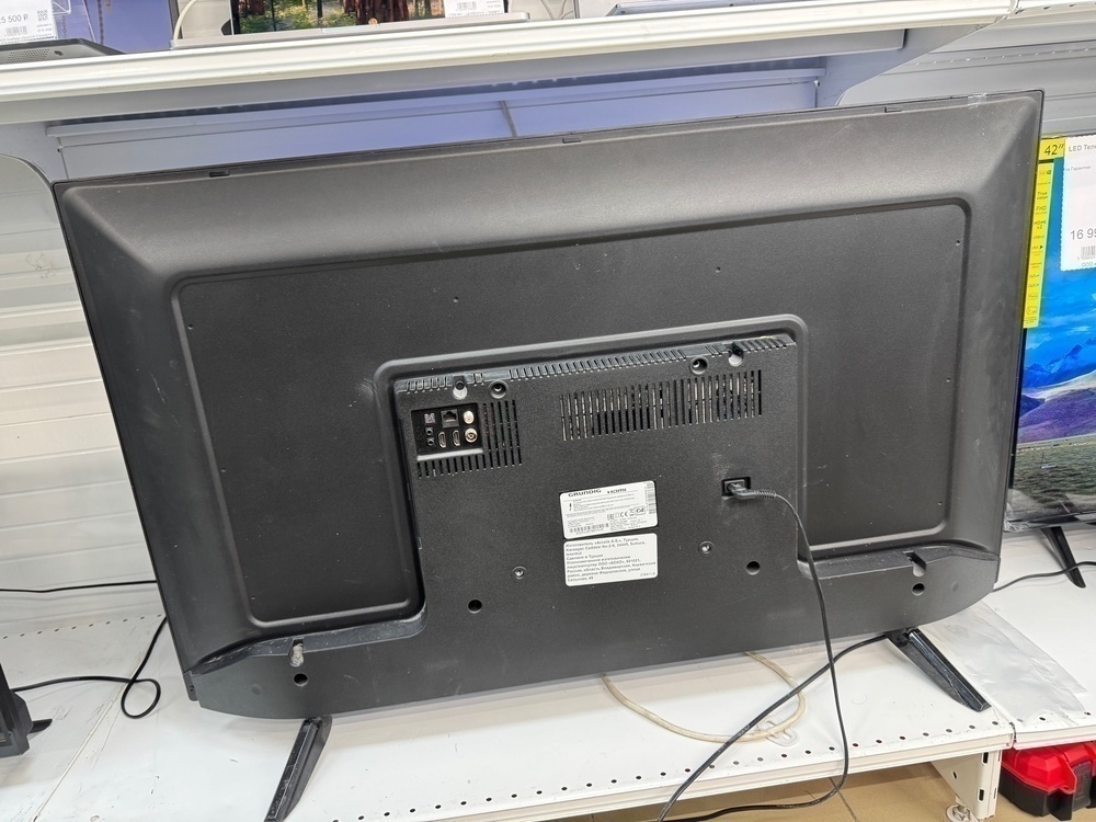 LED Телевизор Grundig 43 GGU 7950A