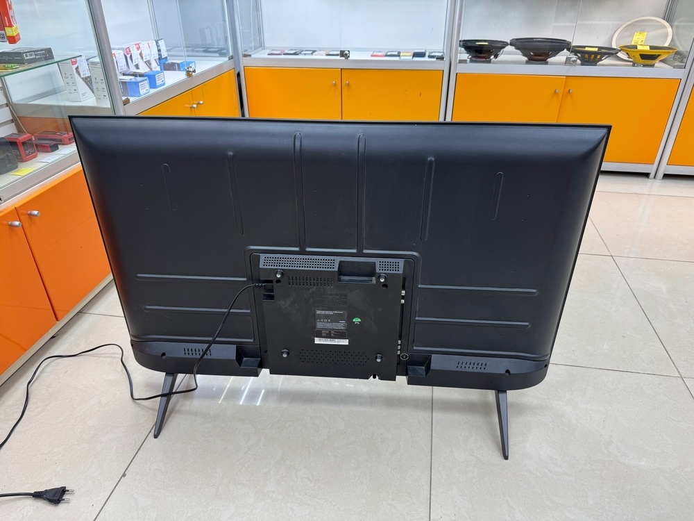 LED Телевизор SBER SDX-43F2120B