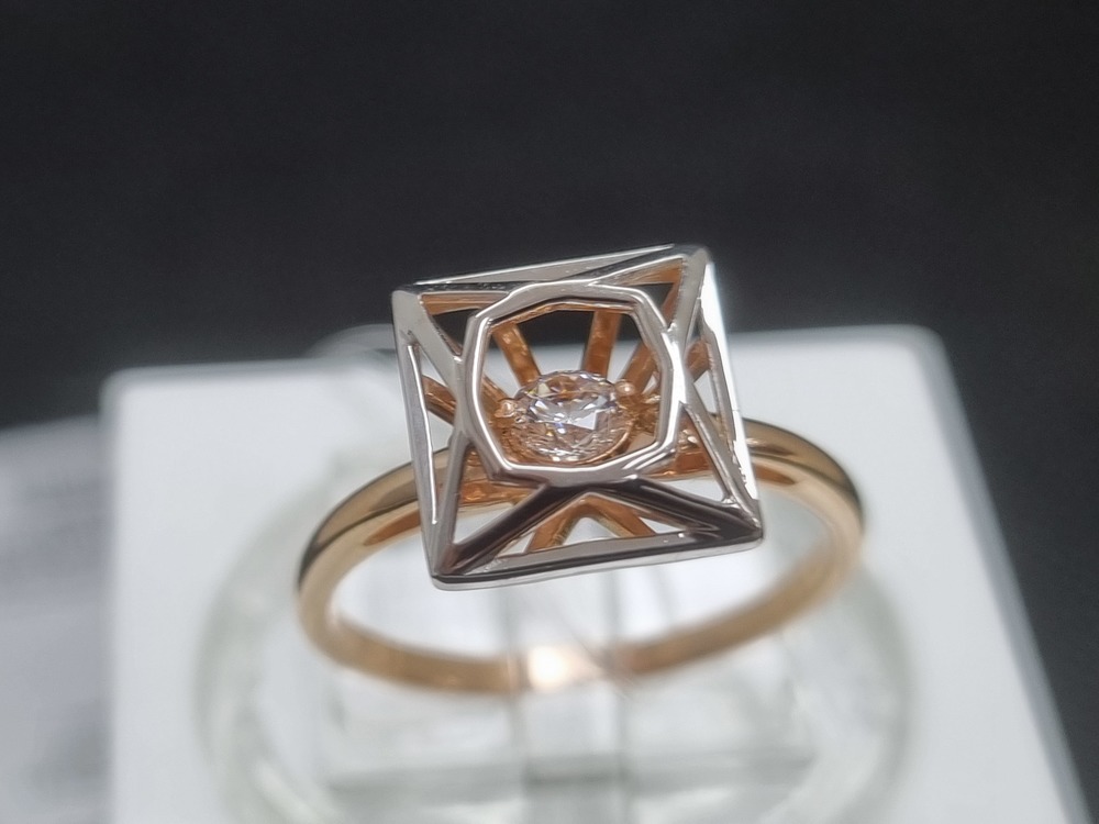 КОЛЬЦО С КАМНЯМИ (Au 585)