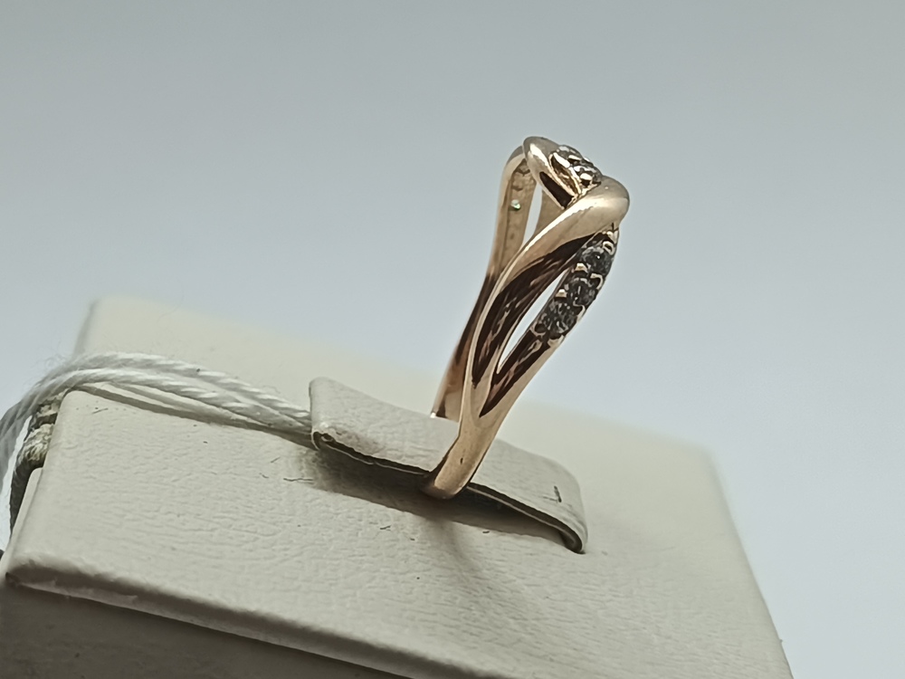 КОЛЬЦО С КАМНЯМИ (Au 585)