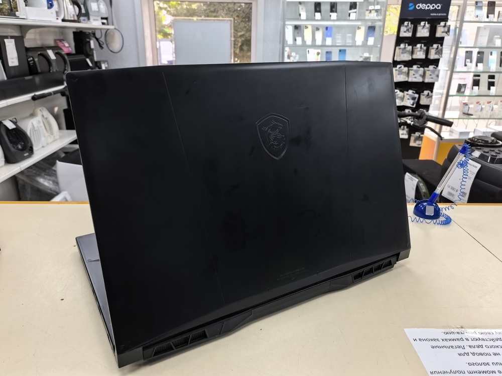 Ноутбук MSI Katana 17 b12u; Core I5-12450H, GeForce RTX 3050, 16 Гб, 480 Гб, Нет